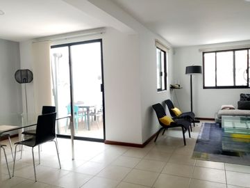 Casa con Roof garden y cuarto de servicio en Cumbres delLago Juriquilla.