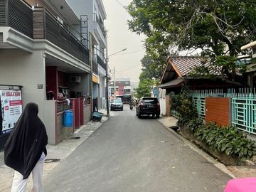 Rumah Strategis Cocok Usaha Di Pesanggrahan Jakarta Selatan