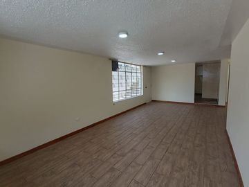 Casa Rentera en Venta - Sector Sur cerca a Colegio Montufar