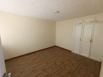 Casa Rentera en Venta - Sector Sur cerca a Colegio Montufar