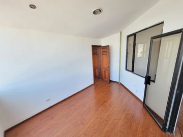 Departamento en Venta sector Solca de 105 Metros, los guayacanes, Quito norte
