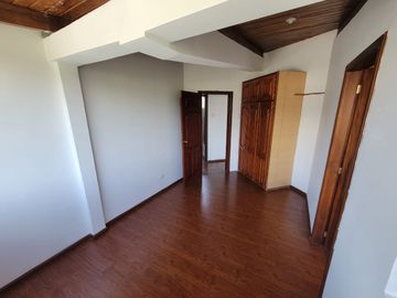 Departamento en Venta sector Solca de 105 Metros, los guayacanes, Quito norte