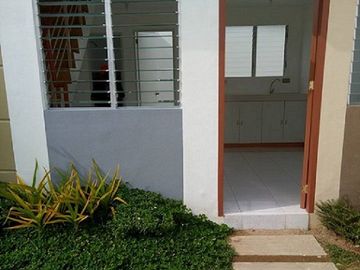 READY FOR OCCUPANCY 2-bedroom townhouse for sale in Esperanza Homes Carcar Cebu