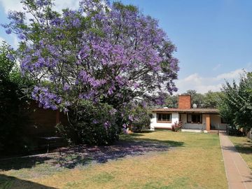 Casa en VENTA…  Santa María La Magdalena Ocotitlán, Zona Residencial de Metepec