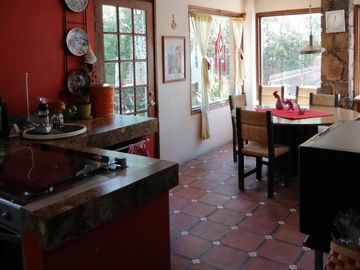 Casa en VENTA…  Santa María La Magdalena Ocotitlán, Zona Residencial de Metepec