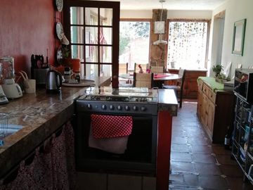 Casa en VENTA…  Santa María La Magdalena Ocotitlán, Zona Residencial de Metepec