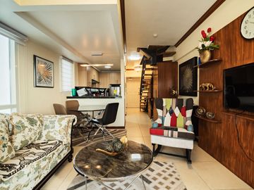 2BR Loft Type Unit For Rent/Sale at The Columns Legaspi Village Tower 1, Makati City