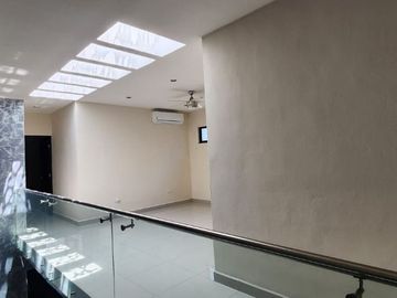 CASA EN VENTA EN CIUDAD DEL CARMEN, CAMPECHE.