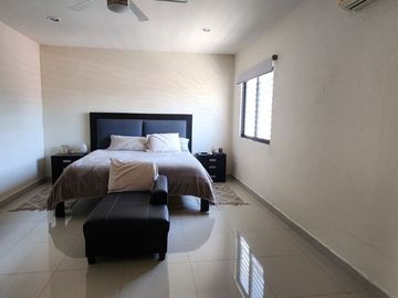 CASA EN VENTA EN CIUDAD DEL CARMEN, CAMPECHE.