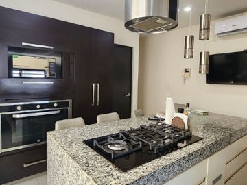 CASA EN VENTA EN CIUDAD DEL CARMEN, CAMPECHE.