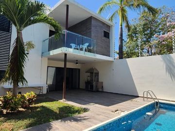 CASA EN VENTA EN CIUDAD DEL CARMEN, CAMPECHE.