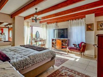 HERMOSA CASA EN VENTA BOSQUES DE MONTEMAR LAS BELLOTAS UF 18,900
