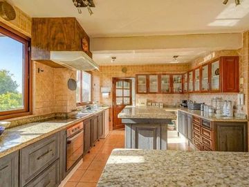 HERMOSA CASA EN VENTA BOSQUES DE MONTEMAR LAS BELLOTAS UF 18,900