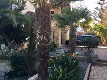 HERMOSA CASA EN VENTA BOSQUES DE MONTEMAR LAS BELLOTAS UF 18,900