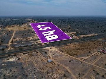 AMPLIO  TERRENO EN VENTA – CARRETERA PIURA - PAITA