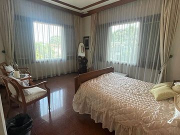 Rumah Villa Desain Jawa Bali Klasik Di Ampera Kemang Jakarta Selatan