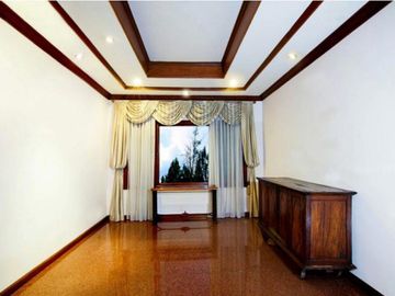 Rumah Villa Desain Jawa Bali Klasik Di Ampera Kemang Jakarta Selatan