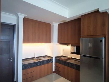 For Rent Permata Hijau Suites Apartment, 3 Bedroom Furnished, at South Jakarta