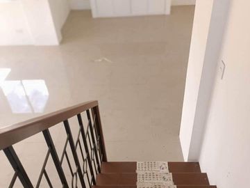 5 Bedrooms House and Lot in Subic, Zambales