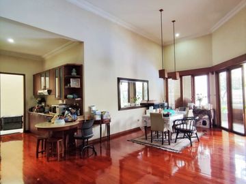 RUMAH at Jl SIMPRUG GOLF, JAKSEL