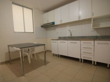 LINDA CASA EN VENTA –O - ALQUILER- URB. SAN ISIDRO - PIURA