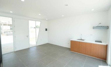 BATULAOV1B12XX: For Sale Semi Furnished 2BR Town House in Batulao Artscapes Commune