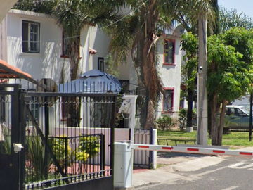 GRAN OPORTUNIDAD CASA EN “LOS OLIVOS II, SAN PEDRO TLAQUEPAQUE, JAL”