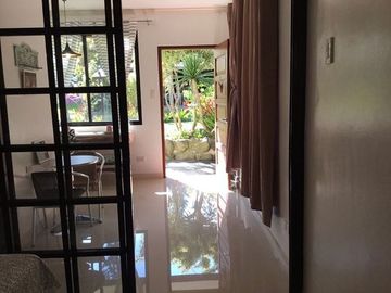 House and Lot/Event's Place For Sale at Tagaytay City, Cavite
