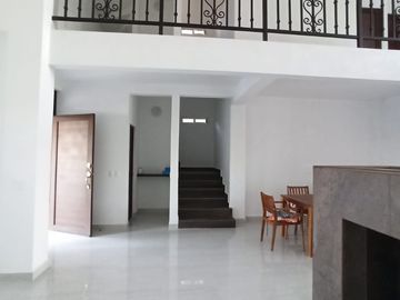 TEPOTZOTLAN  CASA TOTALMENTE NUEVA  EN EXCLUSIVO FRACCIONAMIENTO