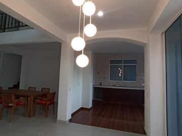 TEPOTZOTLAN  CASA TOTALMENTE NUEVA  EN EXCLUSIVO FRACCIONAMIENTO