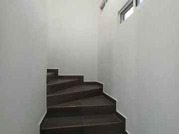TEPOTZOTLAN  CASA TOTALMENTE NUEVA  EN EXCLUSIVO FRACCIONAMIENTO