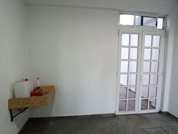TEPOTZOTLAN  CASA TOTALMENTE NUEVA  EN EXCLUSIVO FRACCIONAMIENTO