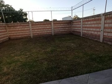 TEPOTZOTLAN  CASA TOTALMENTE NUEVA  EN EXCLUSIVO FRACCIONAMIENTO