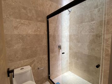 Increíble casa en Lomas de Chapultepec, 4 recamaras y 4.5 baños.