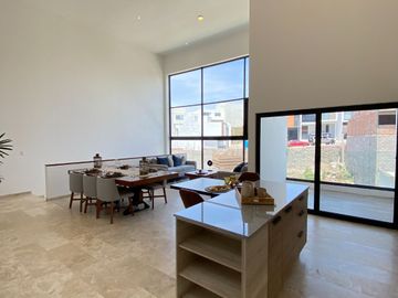 Increíble casa en Lomas de Chapultepec, 4 recamaras y 4.5 baños.