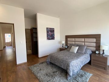 Increíble casa en Lomas de Chapultepec, 4 recamaras y 4.5 baños.