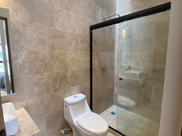 Increíble casa en Lomas de Chapultepec, 4 recamaras y 4.5 baños.