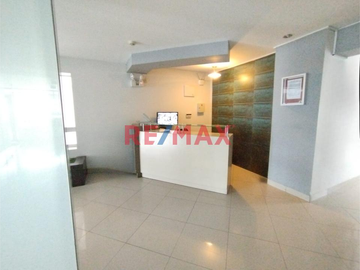 En Venta Departamento + Aires En Miraflores - Urb. Santa Cruz (A Pocas Cuadras Del Malecón)