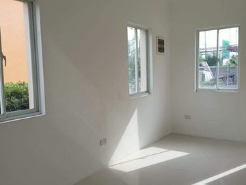 2 Bedrooms House and Lot for Sale in Cavite near in Tagaytay City and Batangas