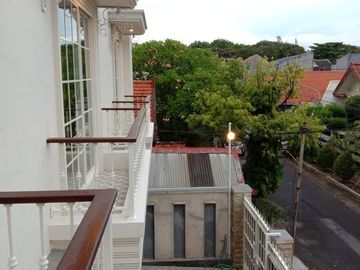 Kost Eksklusif Dekat Jalan Darmo Kota Surabaya