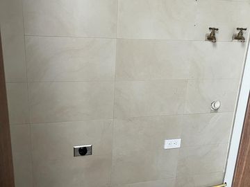 DEPARTAMENTO en VENTA 3 DORMITORIOS SEGUNDO PISO SECTOR COLEGIO ALEMAN