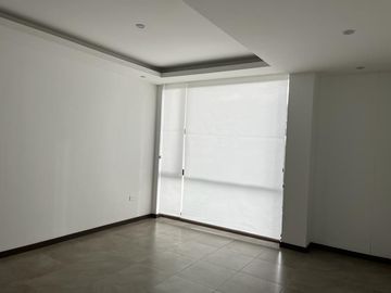 DEPARTAMENTO en VENTA 3 DORMITORIOS SEGUNDO PISO SECTOR COLEGIO ALEMAN