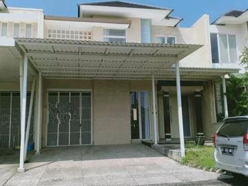 Rumah Villa Bukit Regency Pakuwon Indah Surabaya