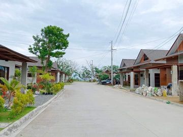 near the beach bongalow house and lot for sale in Aduna Danao Cebu