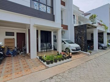 jual rumah baru 2 lantai duren sawit jakarta timur