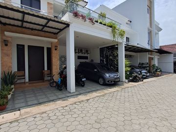 jual rumah baru 2 lantai duren sawit jakarta timur