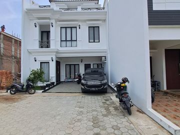 jual rumah baru 2 lantai duren sawit jakarta timur