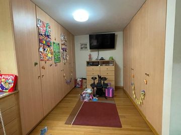 Departamento amplio tipo casa en Casuarinas Sur