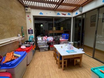 Departamento amplio tipo casa en Casuarinas Sur
