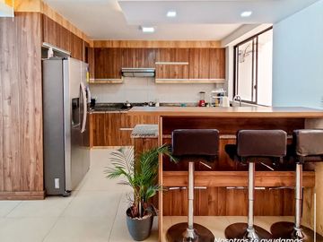 CASA HERMOSA CON PISCINA Y JACUZZI  EN IBARRA